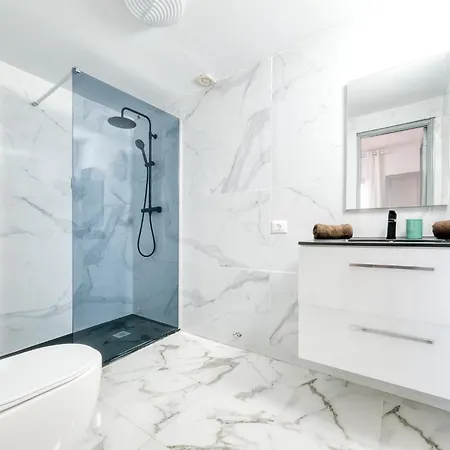 Happy - Shared Pool And Near The By Lanzarote プエルト・デル・カルメン