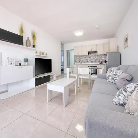 別荘 Happy - Shared Pool And Near The By Lanzarote プエルト・デル・カルメン